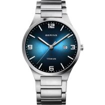 Bering 15240-777 Montre Homme Titane Montre Homme 40mm 5ATM