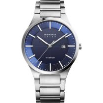 Bering 15239-777 Montre solair Montre Homme 39mm 10ATM